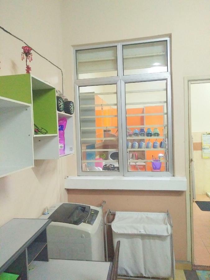 E&A Homestay Klia/ Sepang/ Nilai Extérieur photo