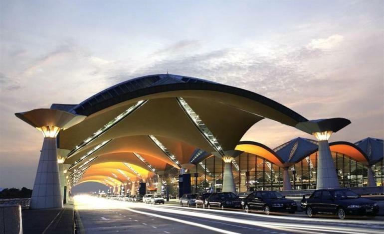 E&A Homestay Klia/ Sepang/ Nilai Extérieur photo