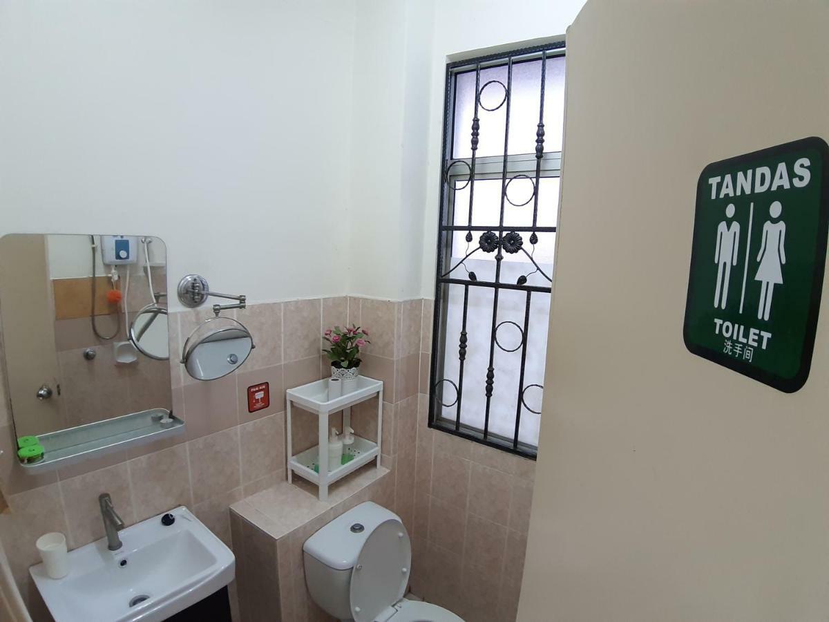 E&A Homestay Klia/ Sepang/ Nilai Extérieur photo